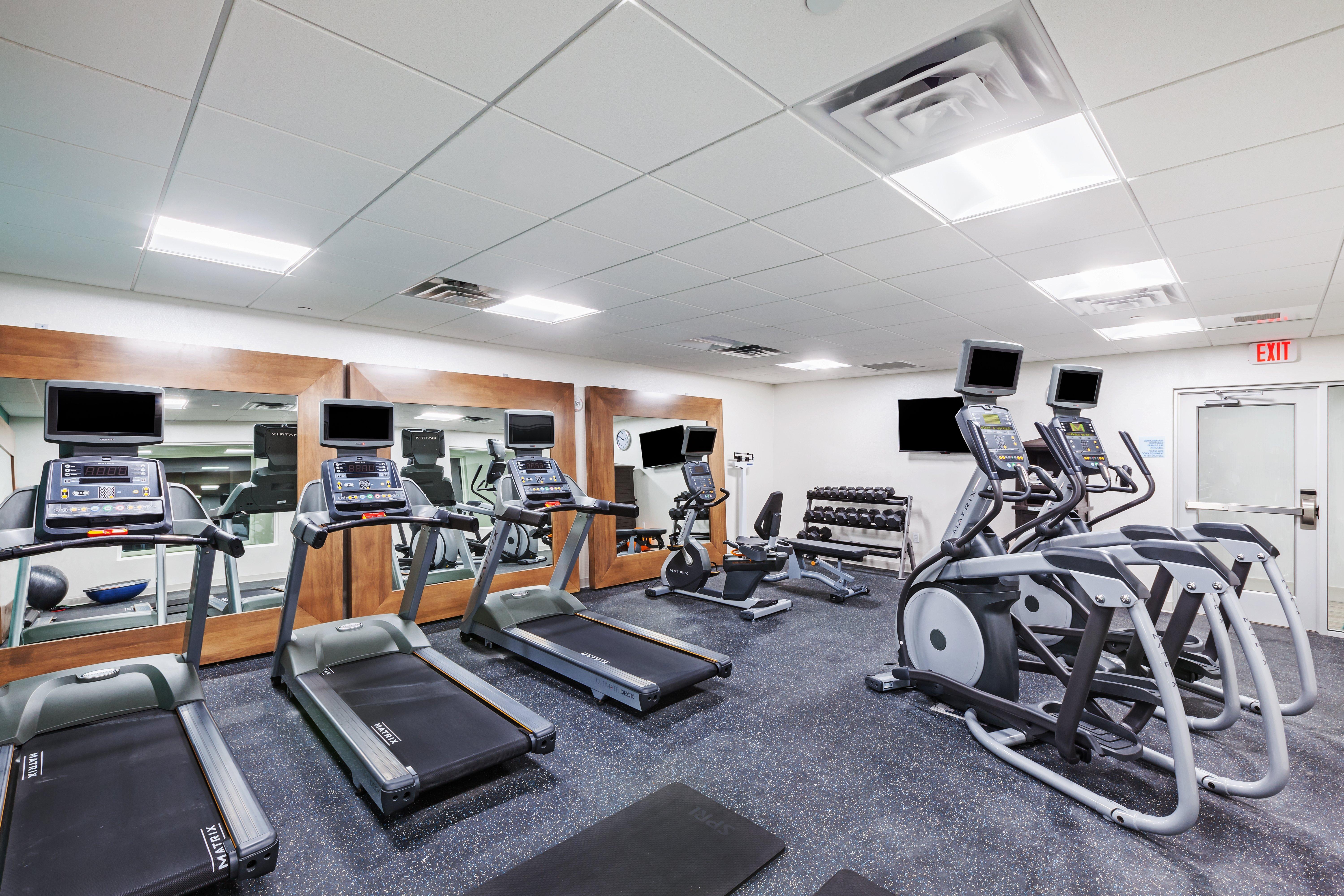 Holiday Inn Express & Suites - Coffeyville By Ihg Bagian luar foto