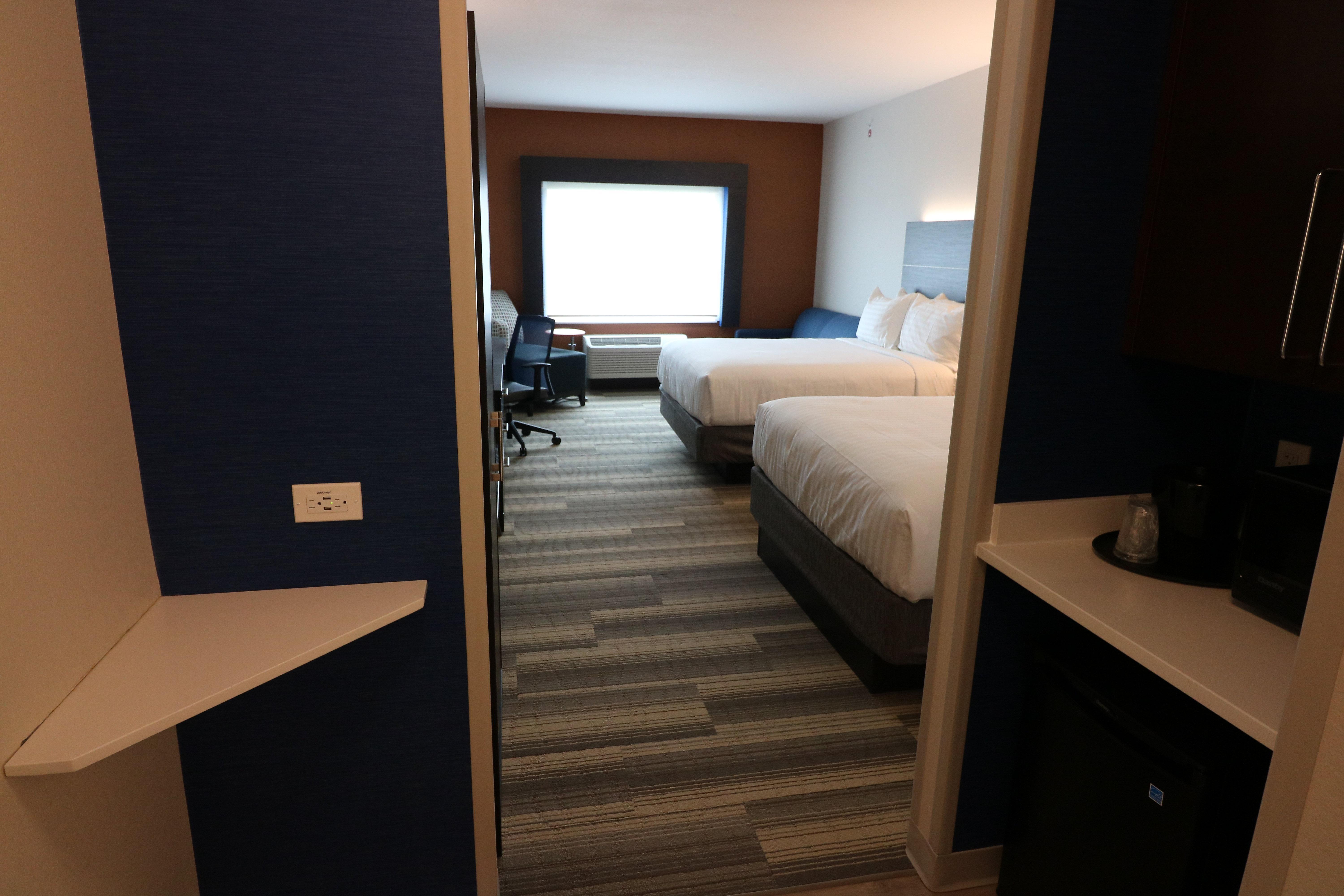 Holiday Inn Express & Suites - Coffeyville By Ihg Bagian luar foto