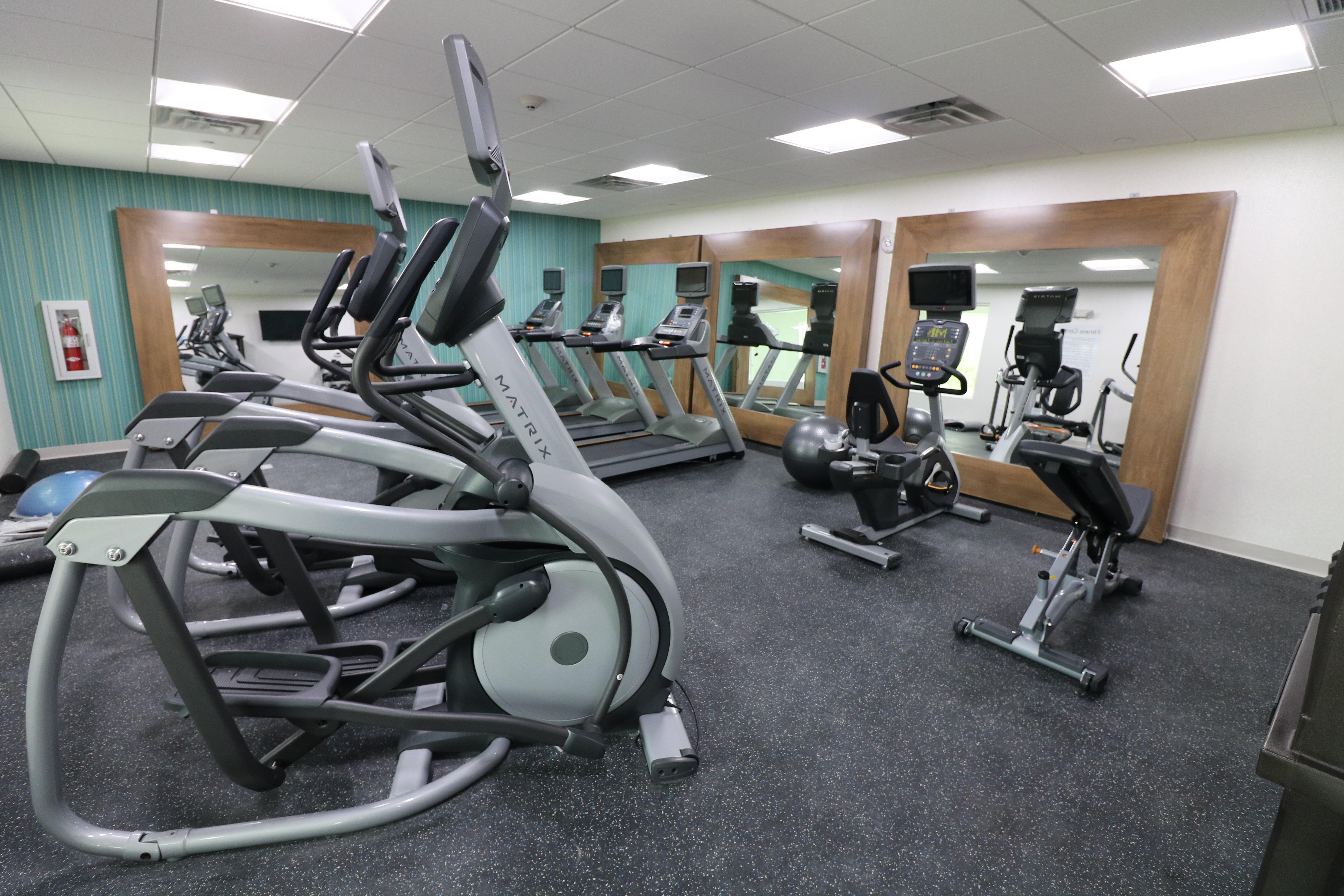 Holiday Inn Express & Suites - Coffeyville By Ihg Bagian luar foto